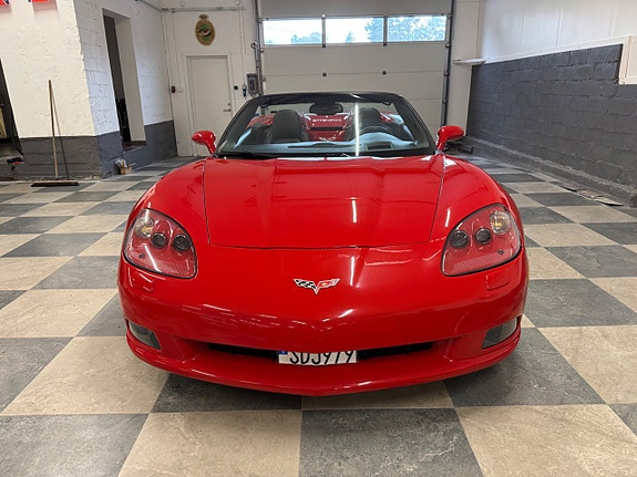 Chevrolet Corvette 4 of 30