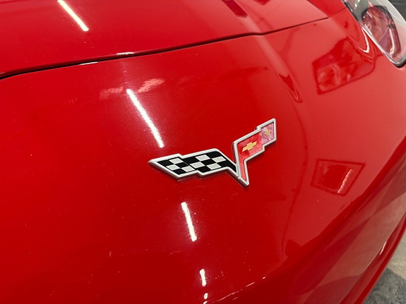 Chevrolet Corvette 6 of 30