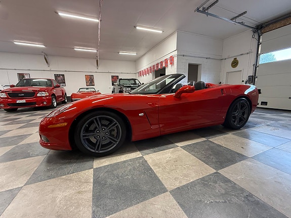 Chevrolet Corvette 8 of 30
