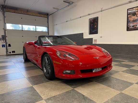 Chevrolet Corvette 3 of 30