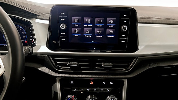 Volkswagen T-Roc 9 of 19