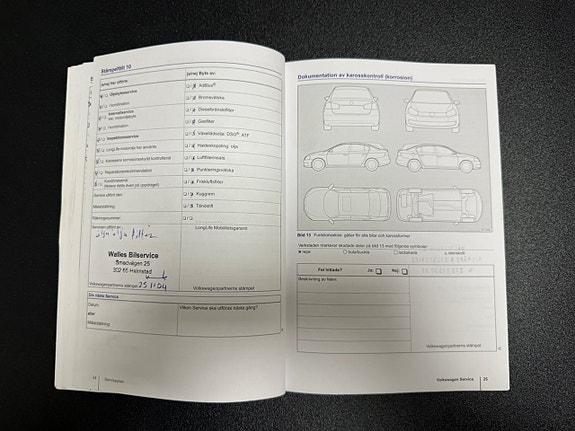Volkswagen Passat 26 of 30
