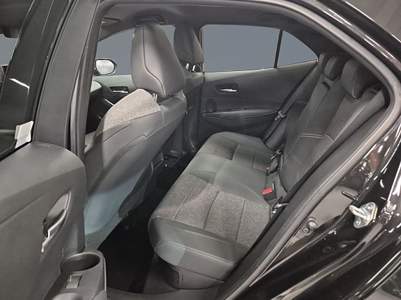 Toyota Corolla 8 of 14