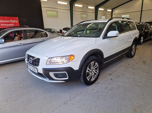 Volvo XC70 16 of 19