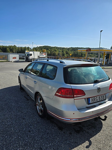 Volkswagen Passat 5 of 9