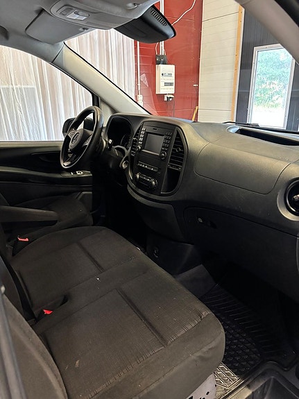 Mercedes-Benz Vito 114 13 of 16