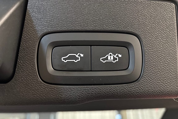 Volvo XC60 19 of 26