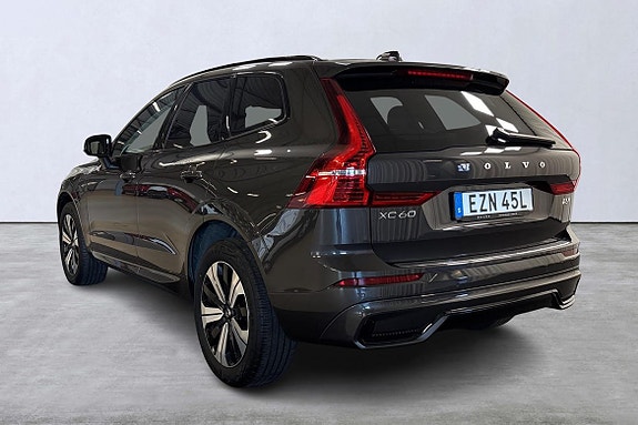 Volvo XC60 4 of 26