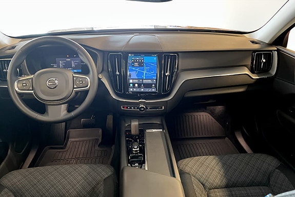 Volvo XC60 4 of 9