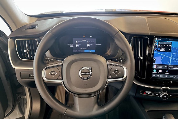 Volvo XC60 7 of 9