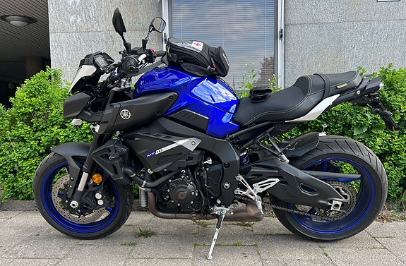Yamaha MT-10 4 of 4