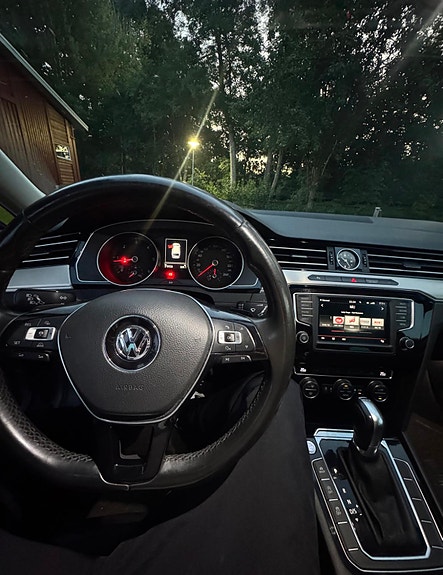 Volkswagen Passat 7 of 7