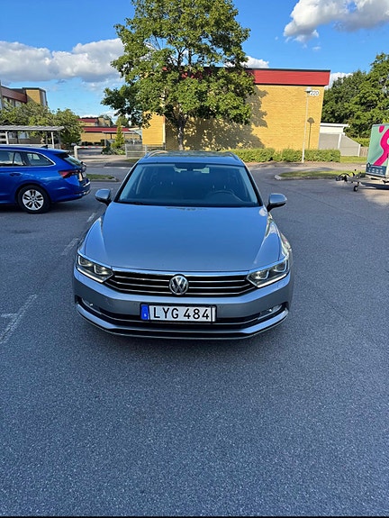 Volkswagen Passat 3 of 7