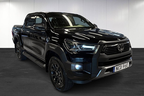 Toyota HiLux 2 of 22