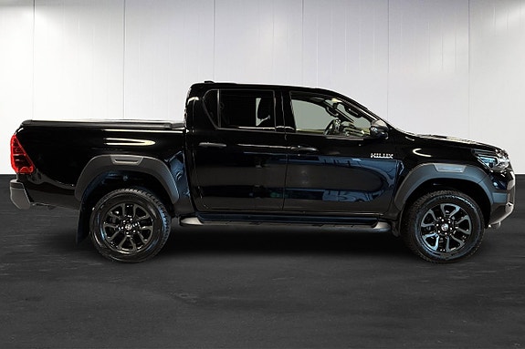 Toyota HiLux 8 of 22
