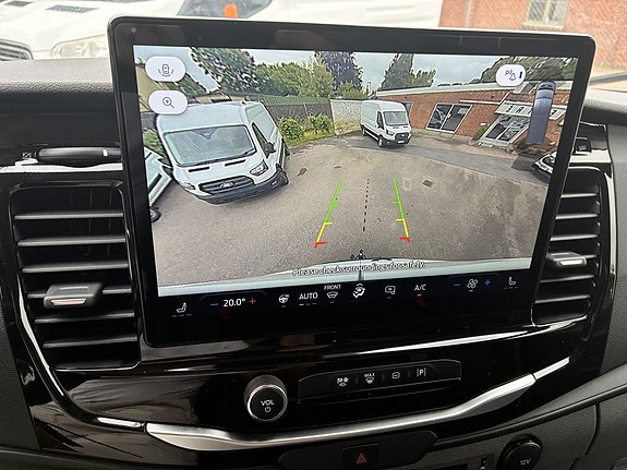 Ford Transit 12 of 12