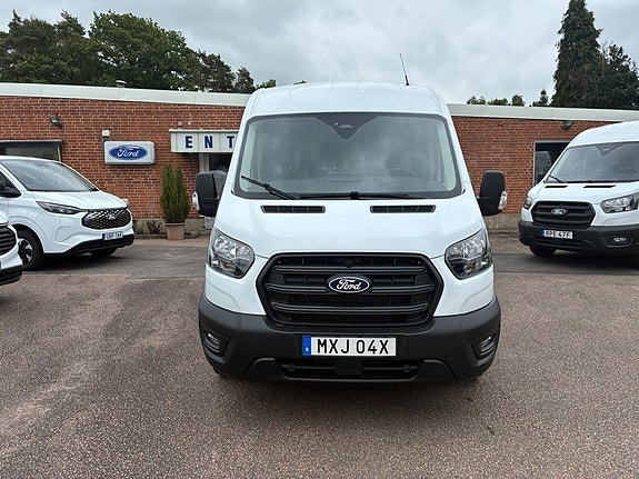 Ford Transit 2 of 12