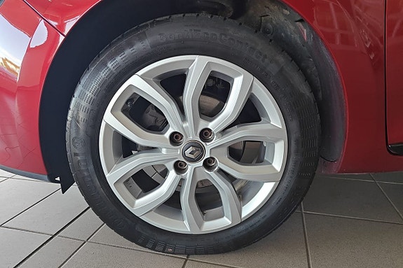 Renault Clio 13 of 18