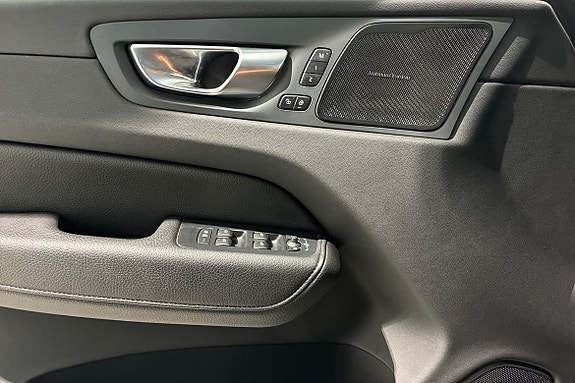 Volvo XC60 22 of 25