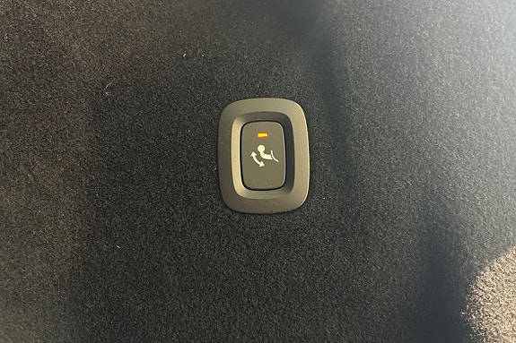 Volvo XC60 19 of 25