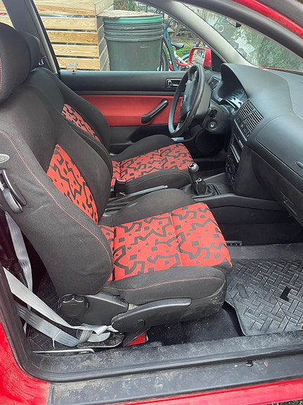 Volkswagen Golf IV 4 of 8