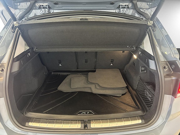BMW X1 14 of 17