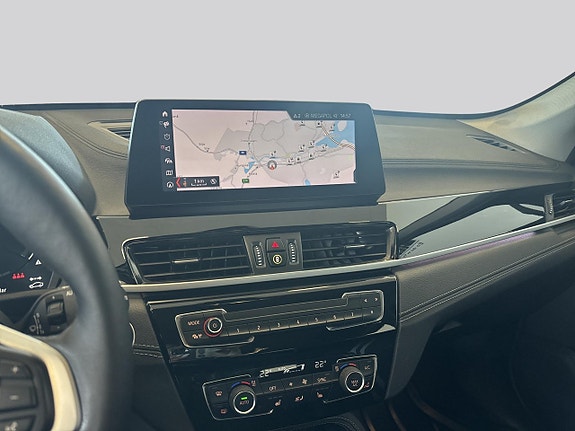 BMW X1 11 of 17