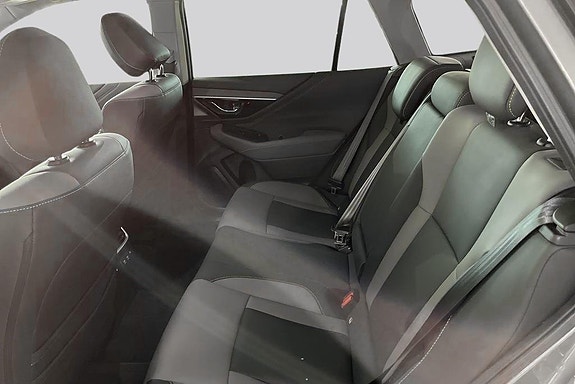 Subaru Outback 9 of 14