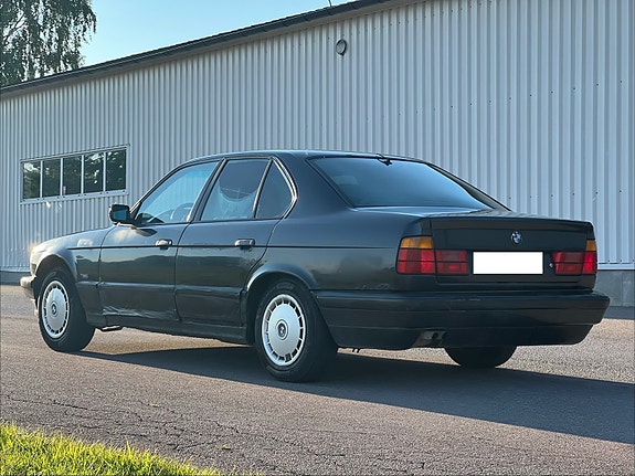 BMW 525 7 of 17