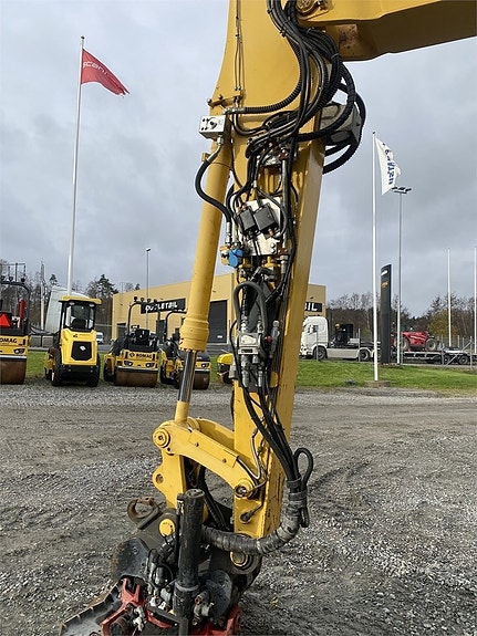 Komatsu PW148-10 4 of 9