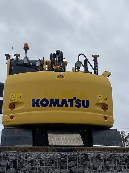 Komatsu PW148-10 9 of 9
