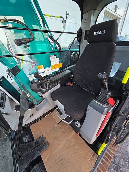 Kobelco SK 130 LC 5 of 9