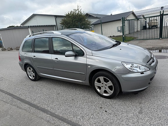 Peugeot 307 SW 6 of 21
