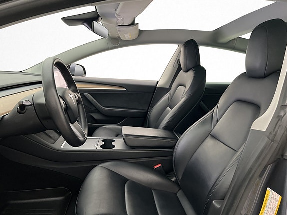 Tesla Model 3 12 of 30
