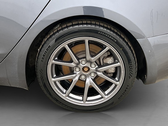 Tesla Model 3 29 of 30