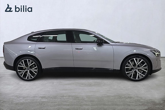 Volvo ES90 18 of 25