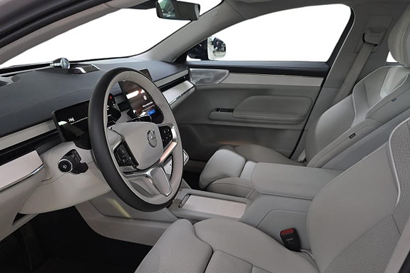 Volvo ES90 14 of 25