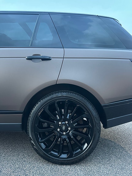 Land Rover Range Rover 7 of 23