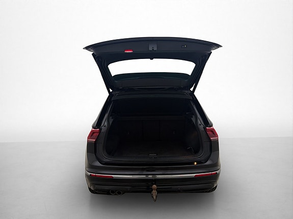 Volkswagen Tiguan 29 of 30