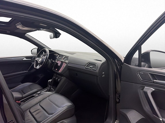Volkswagen Tiguan 27 of 30