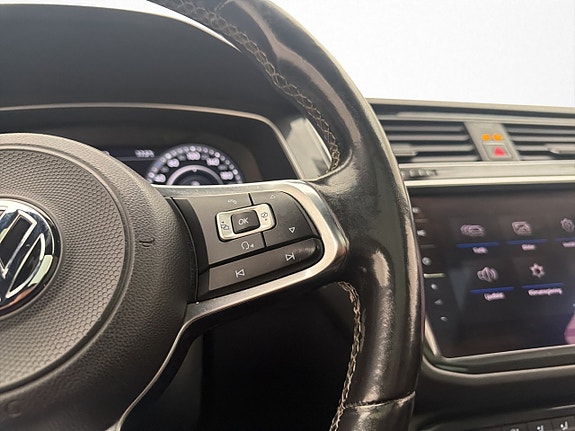 Volkswagen Tiguan 19 of 30