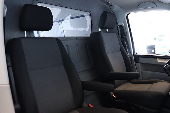 Volkswagen Transporter 8 of 12