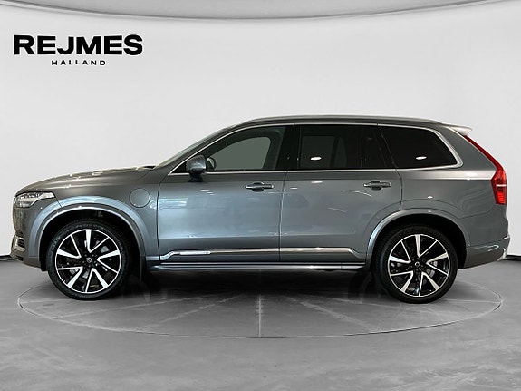 Volvo XC90 3 of 14