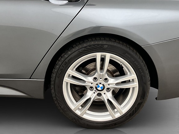 BMW 320d 29 of 30