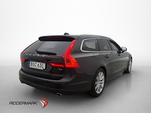 Volvo V90 8 of 30