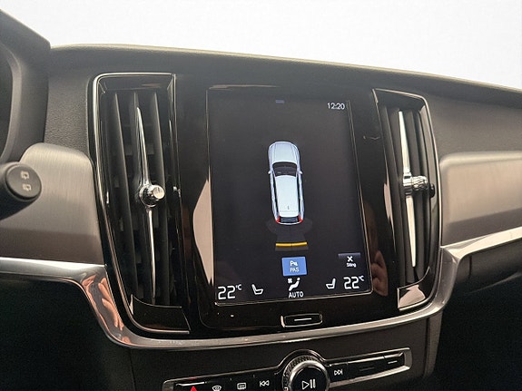 Volvo V90 16 of 30