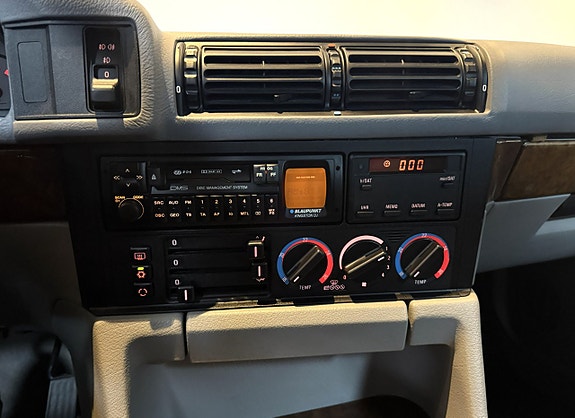 BMW 518 14 of 15