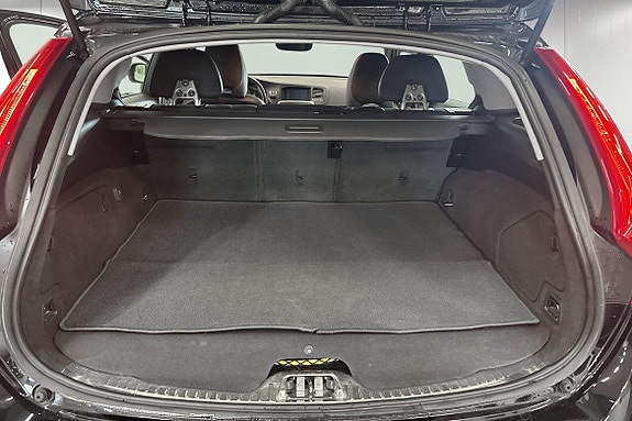 Volvo V60 18 of 19
