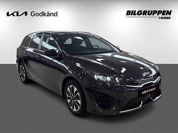 Kia Ceed 3 of 17