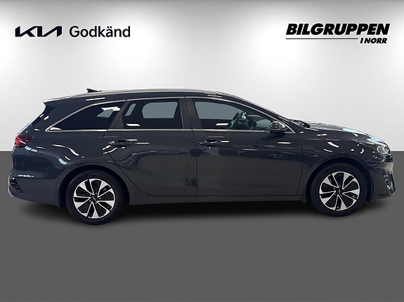 Kia Ceed 4 of 17
